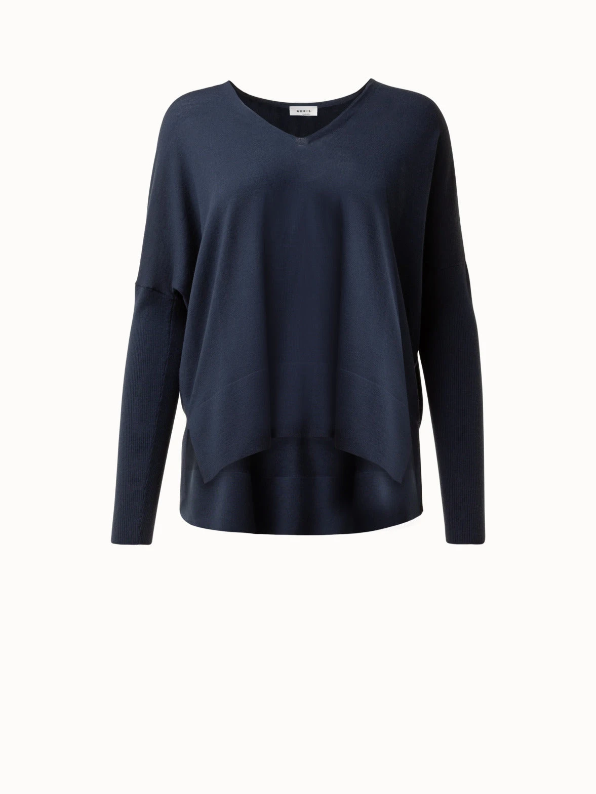Oversized V-Neck Merino Wool Knit Pullover 3 Oversized V-Neck Merino Wool Knit Pullover