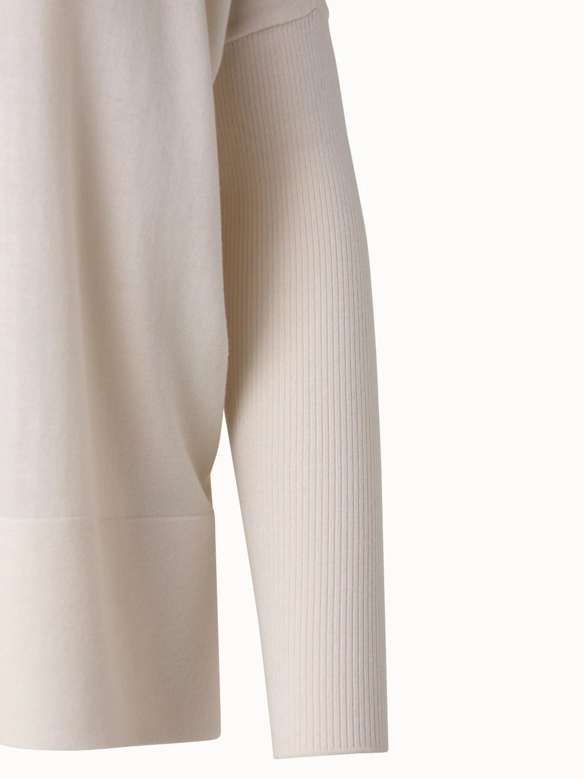 Oversized Merino Wool Pullover 6 Oversized Merino Wool Pullover - Image 4