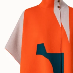 AKRIS Reversible Cashmere Knit Composed Letters Intarsia Double-Face Cape 13 AKRIS Reversible Cashmere Knit Composed Letters Intarsia Double-Face Cape -Deals Vog Shift Store 771139