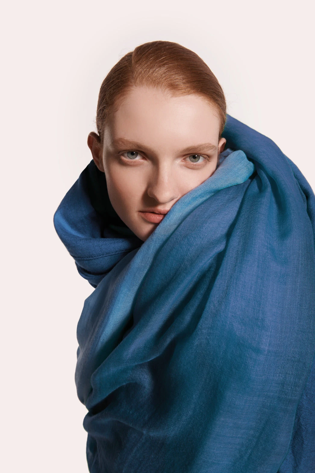 AKRIS Cashmere Silk Fringe Scarf 4 AKRIS Cashmere Silk Fringe Scarf - Image 2