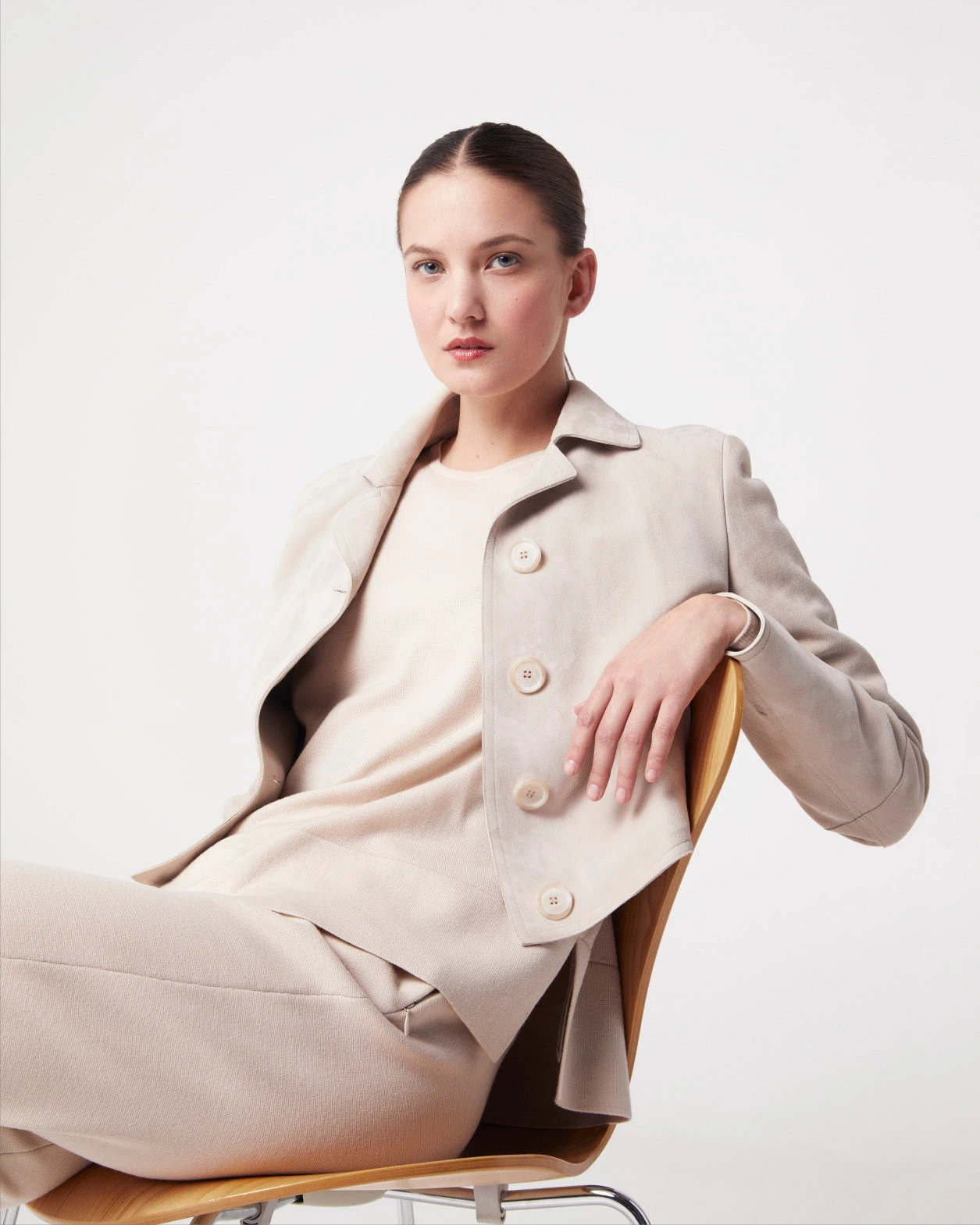 AKRIS Lamb Suede Leather Jacket 4 AKRIS Lamb Suede Leather Jacket - Image 2